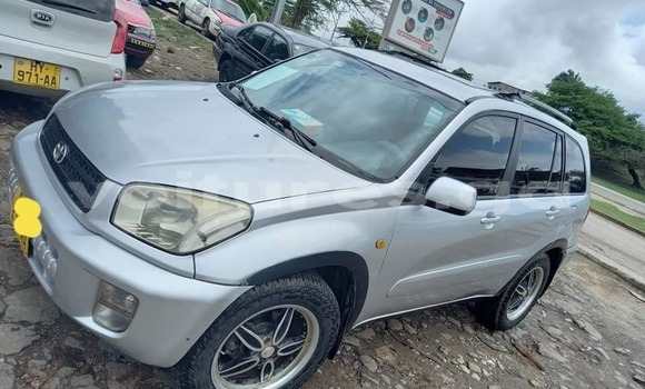 Acheter Occasion Voiture Toyota RAV4 Gris à Bitam, Woleu-Ntem Acheter Occasion Voiture Toyota RAV4 Gris à Bitam, Woleu-Ntem