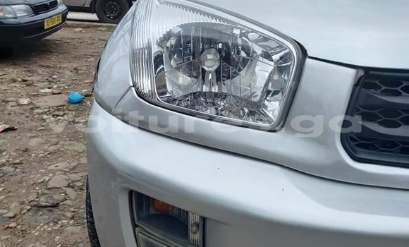 Acheter Occasion Voiture Toyota RAV4 Gris à Bitam, Woleu-Ntem Acheter Occasion Voiture Toyota RAV4 Gris à Bitam, Woleu-Ntem