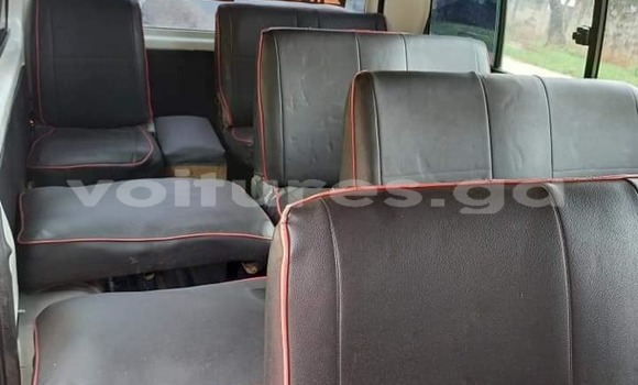 Acheter Occasion Voiture Toyota Hiace Blanc à Bitam, Woleu-Ntem Acheter Occasion Voiture Toyota Hiace Blanc à Bitam, Woleu-Ntem