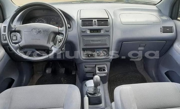 Acheter Occasion Voiture Toyota Picnic Gris à Bitam, Woleu-Ntem Acheter Occasion Voiture Toyota Picnic Gris à Bitam, Woleu-Ntem