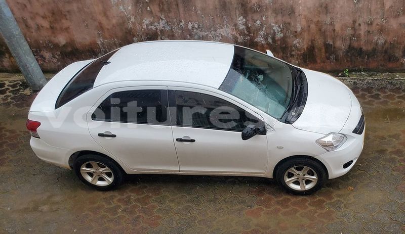 Big with watermark toyota yaris estuaire libreville 7245