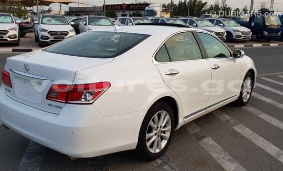 Acheter Import Voiture Lexus ES Blanc à Import - Dubai, Estuaire Acheter Import Voiture Lexus ES Blanc à Import - Dubai, Estuaire