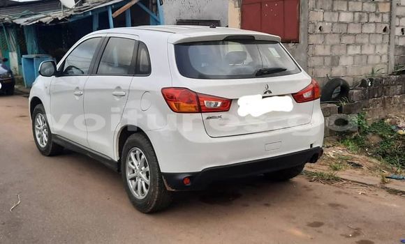 Acheter Occasion Voiture Mitsubishi ASX Blanc à Libreville, Estuaire Acheter Occasion Voiture Mitsubishi ASX Blanc à Libreville, Estuaire