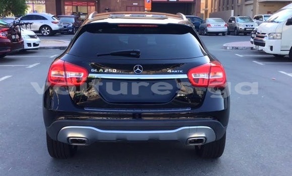 Sayi Na hannu Mercedes-Benz GLC Black Mota in Libreville a estuary Sayi Na hannu Mercedes-Benz GLC Black Mota in Libreville a estuary