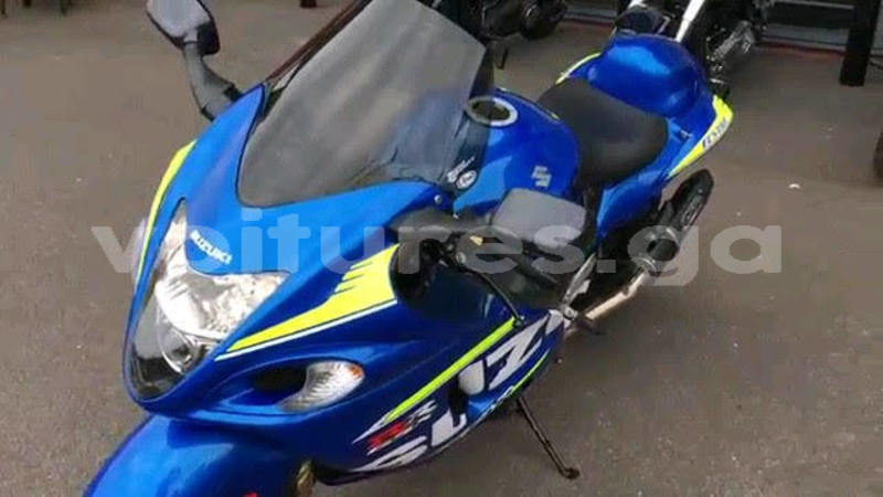 Big with watermark suzuki hayabusa estuaire libreville 7258