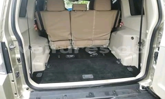 Acheter Occasion Voiture Mitsubishi Pajero Gris à Libreville, Estuaire Acheter Occasion Voiture Mitsubishi Pajero Gris à Libreville, Estuaire
