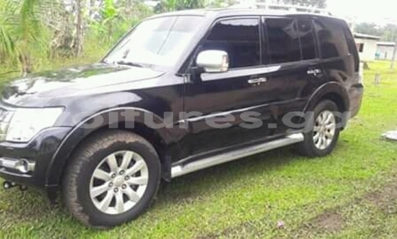 Acheter Occasion Voiture Mitsubishi Pajero Noir à Libreville, Estuaire Acheter Occasion Voiture Mitsubishi Pajero Noir à Libreville, Estuaire