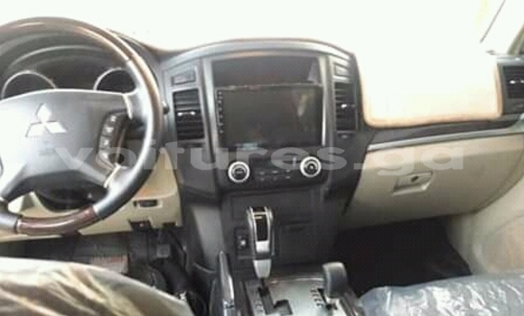 Acheter Occasion Voiture Mitsubishi Pajero Noir à Libreville, Estuaire Acheter Occasion Voiture Mitsubishi Pajero Noir à Libreville, Estuaire