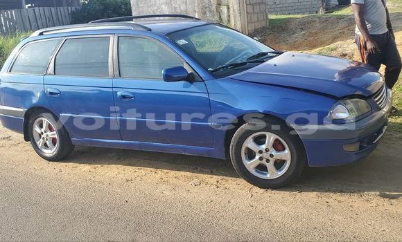 Acheter Occasion Voiture Toyota Avensis Bleu à Bitam, Woleu-Ntem Acheter Occasion Voiture Toyota Avensis Bleu à Bitam, Woleu-Ntem
