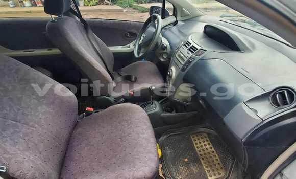 Acheter Occasion Voiture Toyota Yaris Gris à Bitam, Woleu-Ntem Acheter Occasion Voiture Toyota Yaris Gris à Bitam, Woleu-Ntem