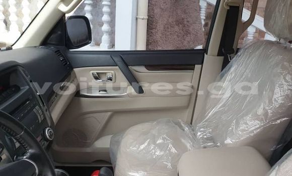 Acheter Occasion Voiture Mitsubishi Pajero Gris à Bitam, Woleu-Ntem Acheter Occasion Voiture Mitsubishi Pajero Gris à Bitam, Woleu-Ntem