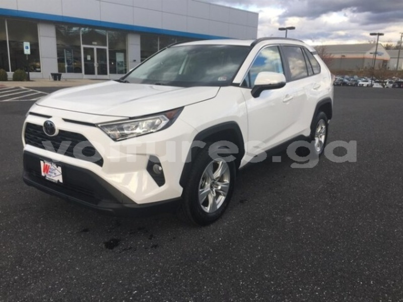 Big with watermark toyota rav4 estuaire kango 7280