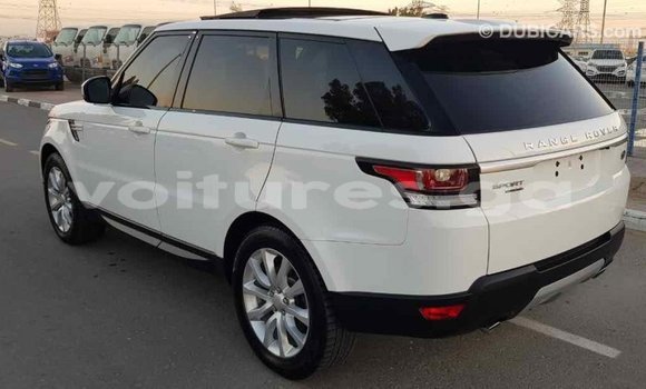 Acheter Import Voiture Land Rover Range Rover Blanc à Import - Dubai, Estuaire Acheter Import Voiture Land Rover Range Rover Blanc à Import - Dubai, Estuaire