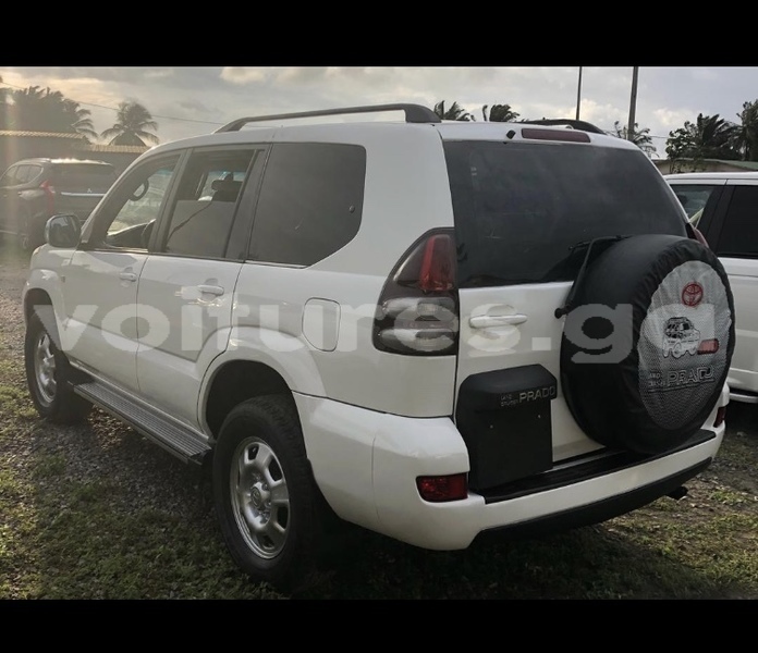 Big with watermark toyota prado estuaire libreville 7285