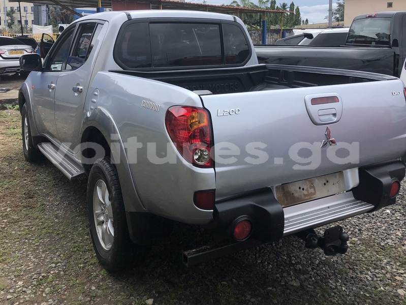 Big with watermark mitsubishi l200 estuaire libreville 7288