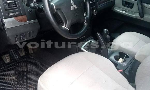 Sayi Na hannu Mitsubishi Pajero Black Mota in Libreville a estuary Sayi Na hannu Mitsubishi Pajero Black Mota in Libreville a estuary