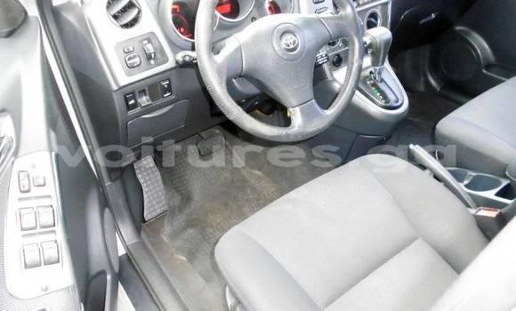 Acheter Occasion Voiture Toyota Matrix Gris à Port–Gentil, Ogooué-Maritime Acheter Occasion Voiture Toyota Matrix Gris à Port–Gentil, Ogooué-Maritime