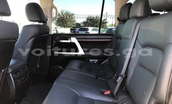 Acheter Occasion Voiture Toyota Land Cruiser Blanc à Libreville, Estuaire Acheter Occasion Voiture Toyota Land Cruiser Blanc à Libreville, Estuaire