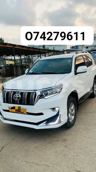 Big with watermark toyota prado estuaire libreville 7339