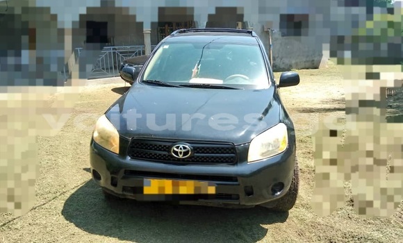 Acheter Occasion Voiture Toyota RAV4 Noir à Libreville, Estuaire Acheter Occasion Voiture Toyota RAV4 Noir à Libreville, Estuaire