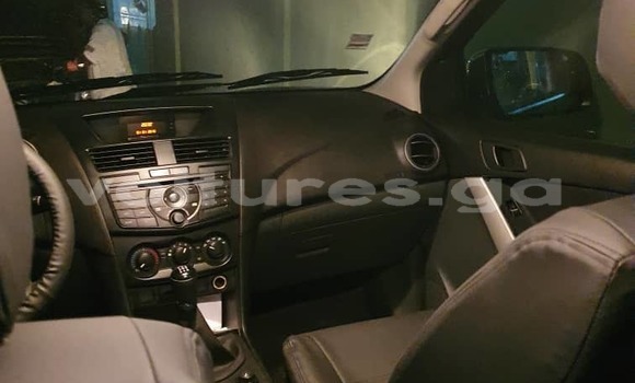 Sayi Na hannu Mazda BT-50 Sauran Mota in Libreville a estuary Sayi Na hannu Mazda BT-50 Sauran Mota in Libreville a estuary