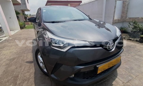 Acheter Occasion Voiture Toyota C-HR Noir à Libreville, Estuaire Acheter Occasion Voiture Toyota C-HR Noir à Libreville, Estuaire