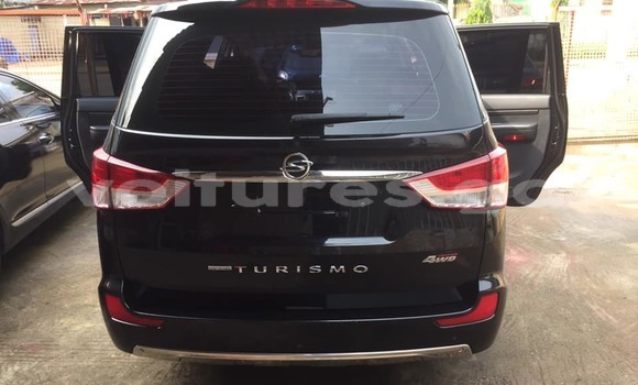 Acheter Occasion Voiture SsangYong Korando Turismo Noir à Libreville, Estuaire Acheter Occasion Voiture SsangYong Korando Turismo Noir à Libreville, Estuaire
