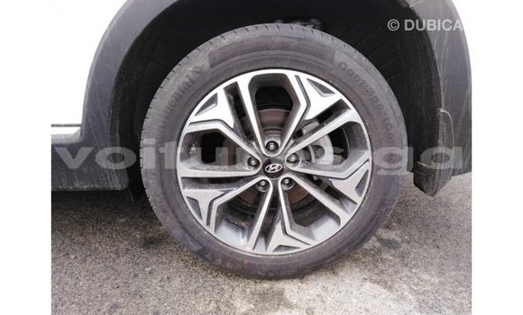 Acheter Import Voiture Hyundai Santa Fe Blanc à Import - Dubai, Estuaire Acheter Import Voiture Hyundai Santa Fe Blanc à Import - Dubai, Estuaire