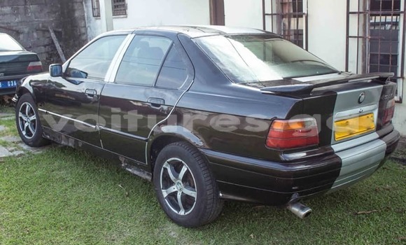 Acheter Occasion Voiture BMW 3–Series Noir à Libreville, Estuaire