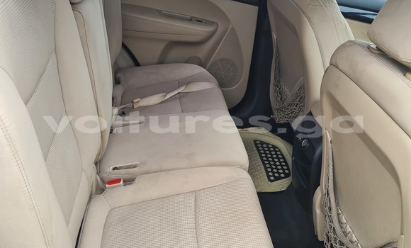 Sayi Na hannu Kia Sorento Azurfa Mota in Libreville a estuary Sayi Na hannu Kia Sorento Azurfa Mota in Libreville a estuary