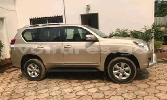 Sayi Na hannu Toyota Land Cruiser Prado M Mota in Libreville a estuary