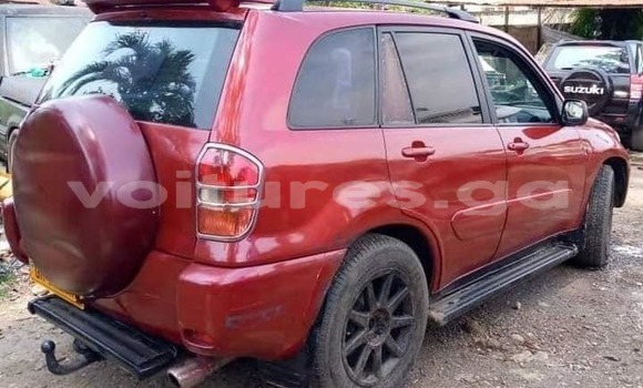 Sayi Na hannu Toyota RAV4 Red Mota in Libreville a estuary Sayi Na hannu Toyota RAV4 Red Mota in Libreville a estuary