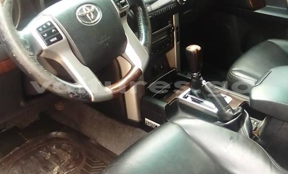 Sayi Na hannu Toyota Land Cruiser Prado Blue Mota in Libreville a estuary Sayi Na hannu Toyota Land Cruiser Prado Blue Mota in Libreville a estuary