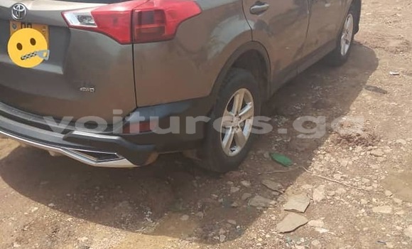 Sayi Na hannu Toyota RAV4 Black Mota in Libreville a estuary Sayi Na hannu Toyota RAV4 Black Mota in Libreville a estuary