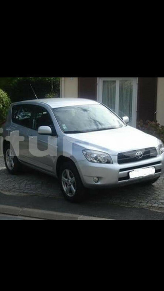 Big with watermark toyota rav4 estuaire libreville 7393