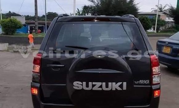 Sayi Na hannu Suzuki Grand Vitara Black Mota in Libreville a estuary Sayi Na hannu Suzuki Grand Vitara Black Mota in Libreville a estuary
