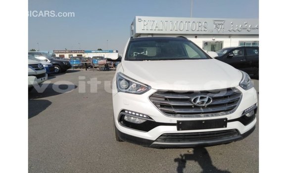 Acheter Import Voiture Hyundai Santa Fe Blanc à Import - Dubai, Estuaire Acheter Import Voiture Hyundai Santa Fe Blanc à Import - Dubai, Estuaire