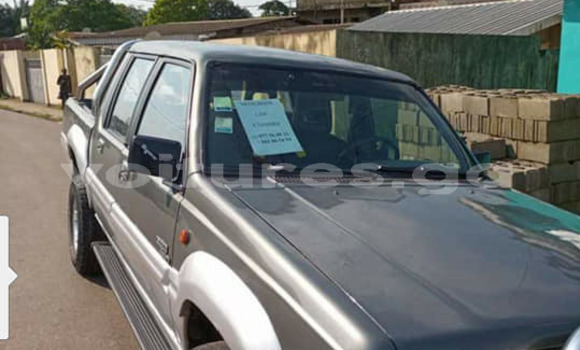 Sayi Na hannu Mitsubishi L200 Azurfa Mota in Libreville a estuary Sayi Na hannu Mitsubishi L200 Azurfa Mota in Libreville a estuary