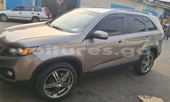 Sayi Na hannu Kia Sorento Brown Mota in Libreville a estuary Sayi Na hannu Kia Sorento Brown Mota in Libreville a estuary