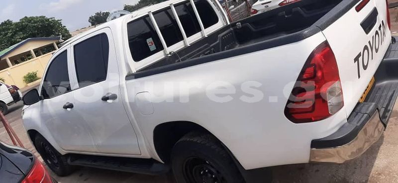 Big with watermark toyota hilux estuaire libreville 7417