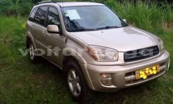 Acheter Occasion Voiture Toyota RAV4 Marron à Libreville, Estuaire Acheter Occasion Voiture Toyota RAV4 Marron à Libreville, Estuaire