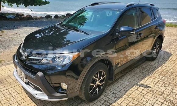 Sayi Sabo Toyota RAV4 Black Mota in Libreville a estuary Sayi Sabo Toyota RAV4 Black Mota in Libreville a estuary