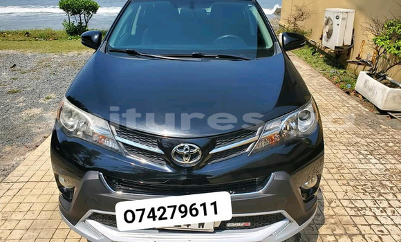Sayi Sabo Toyota RAV4 Black Mota in Libreville a estuary Sayi Sabo Toyota RAV4 Black Mota in Libreville a estuary