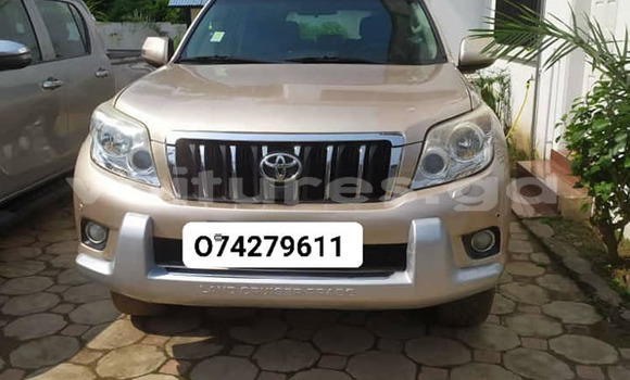 Sayi Na hannu Toyota Prado Sauran Mota in Libreville a estuary Sayi Na hannu Toyota Prado Sauran Mota in Libreville a estuary