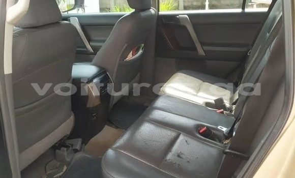 Sayi Na hannu Toyota Prado Sauran Mota in Libreville a estuary Sayi Na hannu Toyota Prado Sauran Mota in Libreville a estuary