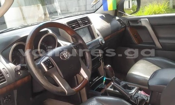 Sayi Na hannu Toyota Prado Sauran Mota in Libreville a estuary Sayi Na hannu Toyota Prado Sauran Mota in Libreville a estuary