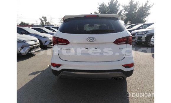 Acheter Import Voiture Hyundai Santa Fe Blanc à Import - Dubai, Estuaire Acheter Import Voiture Hyundai Santa Fe Blanc à Import - Dubai, Estuaire