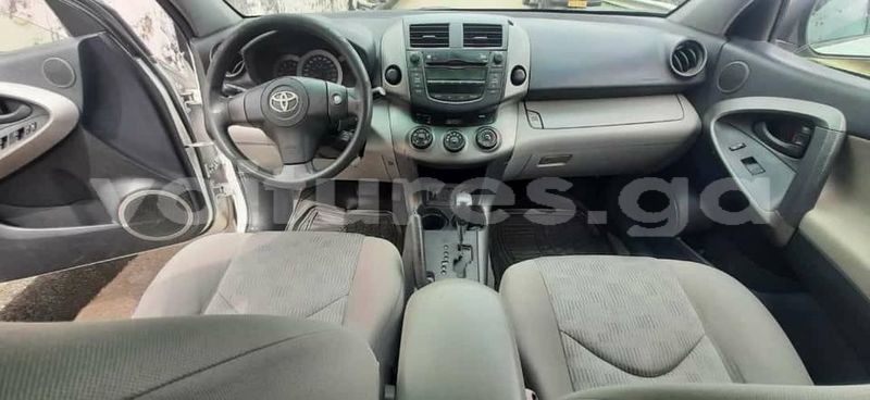 Big with watermark toyota rav4 estuaire libreville 7435