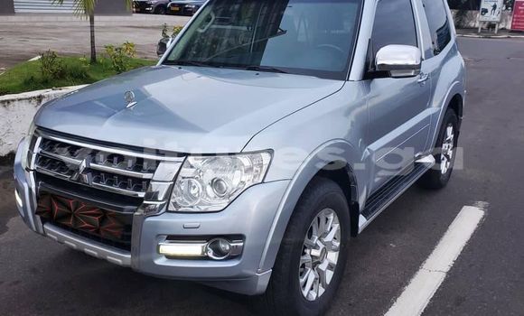 Acheter Occasion Voiture Mitsubishi Pajero Gris à Libreville, Estuaire Acheter Occasion Voiture Mitsubishi Pajero Gris à Libreville, Estuaire