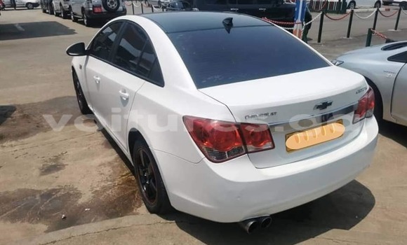 Acheter Occasion Voiture Chevrolet Cruze Blanc à Libreville, Estuaire Acheter Occasion Voiture Chevrolet Cruze Blanc à Libreville, Estuaire